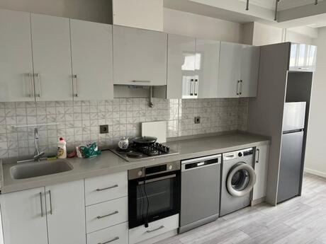 Kirayə 3 otaqlı mənzil, 126 m², 28 May: 1 250 ₼/ay 2