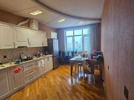3 otaqlı mənzil, 147 m², Elmlər Akademiyası: 429 000 ₼ 5