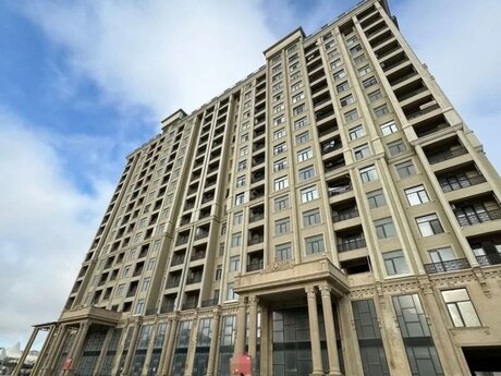 Elan №6421389 - Bakı, Şah İsmayıl Xətai m., 4 otaqlı, 179 m², 11/16 mərtəbə