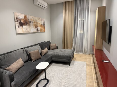 2 rooms · 80 m² · floor 1/7, Sea Breeze