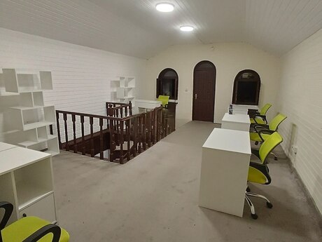 6 otaqlı həyət evi, 250 m², Gənclik: 800 000 ₼ 5