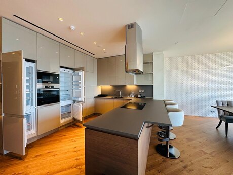 Kirayə 3 otaqlı mənzil, 200 m², İçəri Şəhər: 5 500 ₼/ay 2