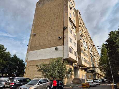 Объявление №6421702 - Баку, м. Элмляр Академиясы, 4-комн., 120 м², 6/9 этаж