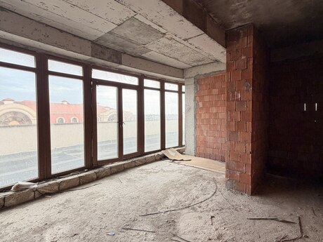 4-room apartment, 198 m², Bakıxanov: 365 000 ₼ 2