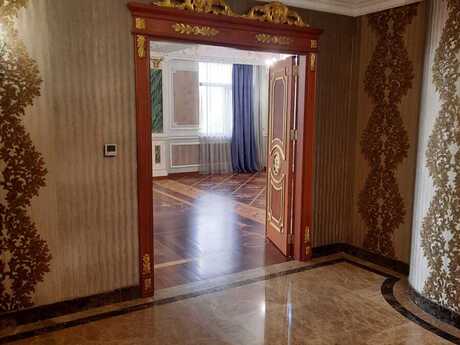 4 otaqlı mənzil, 200 m², 28 May: 1 000 000 ₼ 4