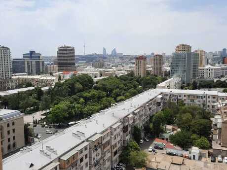 Elan №6421753 - Bakı, 28 May m., 4 otaqlı, 200 m², 14/15 mərtəbə