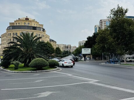 Elan №6421769 - Bakı, 8 Noyabr m., 2 otaqlı, 65 m², 4/5 mərtəbə