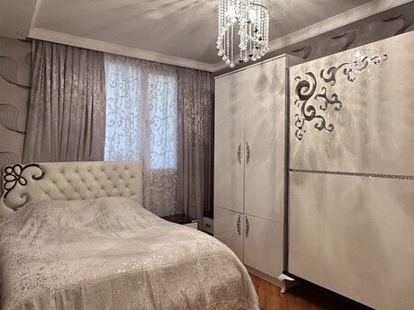 3 otaqlı mənzil, 78 m², 8 Noyabr: 250 000 ₼ 3
