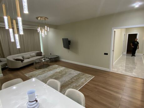 Kirayə 3 otaqlı mənzil, 127 m², Belvedere Residence: 2 500 ₼/ay 3
