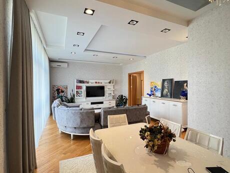 3-room apartment for rent, 175 m², 8 Noyabr: 1 400 ₼/mo 4