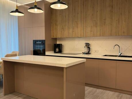 4-room new-build apartment for rent in Ağ şəhər, 165 m², 3 500 AZN/mo, photo 5 / 12