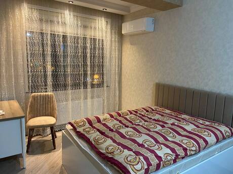 2-room apartment for rent, 110 m², Gənclik: 999 ₼/mo 3