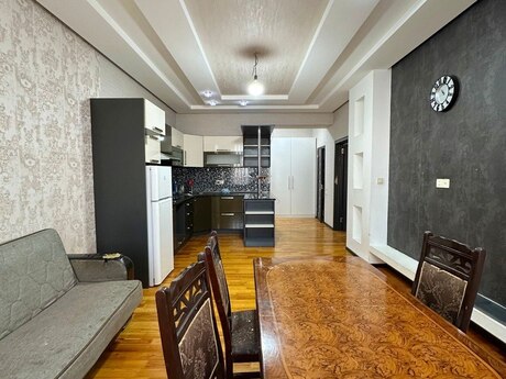 Kirayə 2 otaqlı mənzil, 70 m², Nizami: 600 ₼/ay 2
