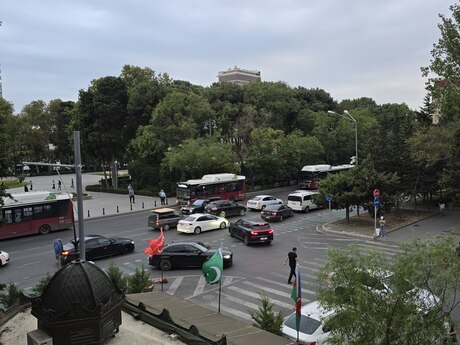 2 otaq · 37 m² · 2/5 mərtəbə, 28 May