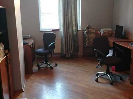 3 otaqlı mənzil, 130 m², İnşaatçılar: 320 000 ₼ 3