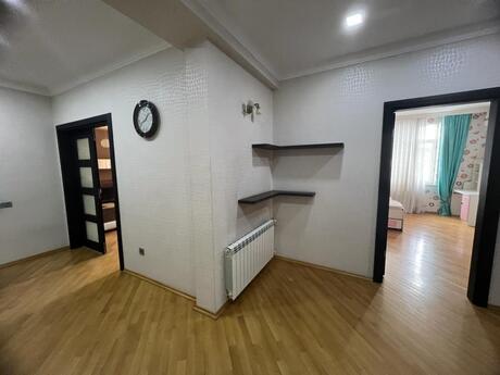 Аренда: 3-комнатная квартира, 135 м², Azadlıq Prospekti: 1 000 ₼/мес 5
