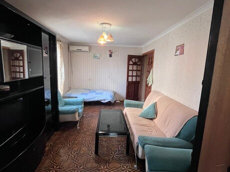 Elan №6422110 - Bakı, Gənclik m., 2 otaqlı, 60 m², 3/5 mərtəbə