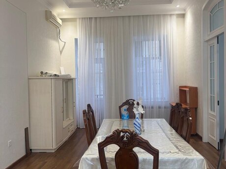 Elan №6422309 - Bakı, Nizami m., 3 otaqlı, 100 m², 2/4 mərtəbə