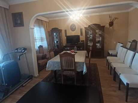 5-комнатная квартира, 125 м², Azadlıq Prospekti: 300 000 ₼ 5
