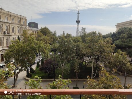 Kirayə 3 otaqlı mənzil, 100 m², Sahil: 1 200 ₼/ay 2
