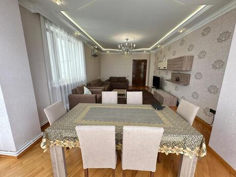 Аренда: 2-комнатная квартира, 95 м², 8 Noyabr: 1 000 ₼/мес 3