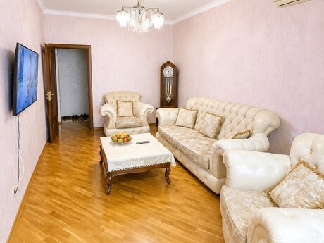 4 otaqlı mənzil, 110 m², Nəsimi: 275 000 ₼ 2