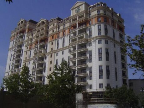 4 otaq · 240 m² · 7/14 mərtəbə, Clock Tower