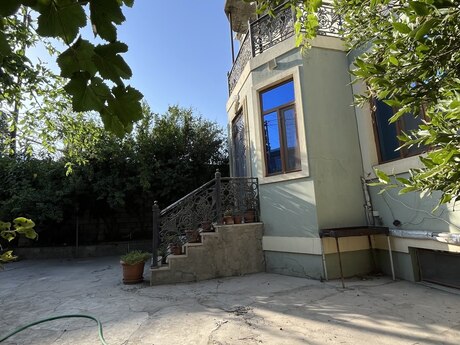 12 otaqlı həyət evi, 360 m², Bakıxanov: 300 000 ₼ 3