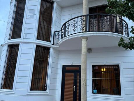 5 otaqlı həyət evi, 295 m², Binə: 235 000 ₼ 2