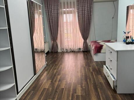 5 otaqlı həyət evi, 295 m², Binə: 235 000 ₼ 5