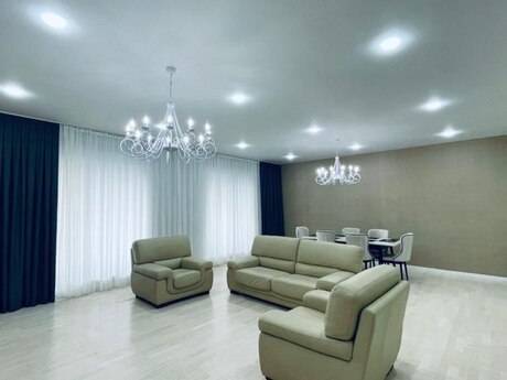 Elan №6422433 - Bakı, Səbail r., 3 otaqlı, 200 m², 5/30 mərtəbə