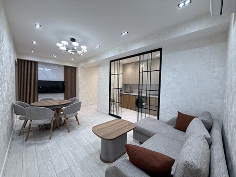 Elan №6422476 - Bakı, Qaraçuxur q., 3 otaqlı, 80 m², 9/14 mərtəbə