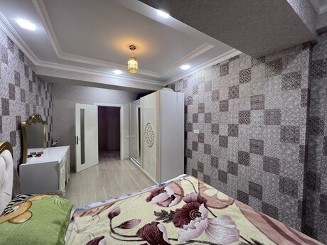 Kirayə 3 otaqlı mənzil, 127 m², İnşaatçılar: 800 ₼/ay 4