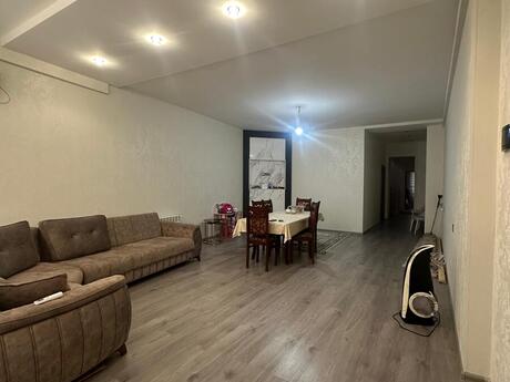 5 otaqlı həyət evi, 200 m², Azadlıq Prospekti: 160 000 ₼ 4