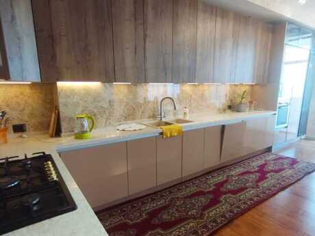 4-room apartment for rent, 200 m², Şah İsmayıl Xətai: 70 ₼/mo 3