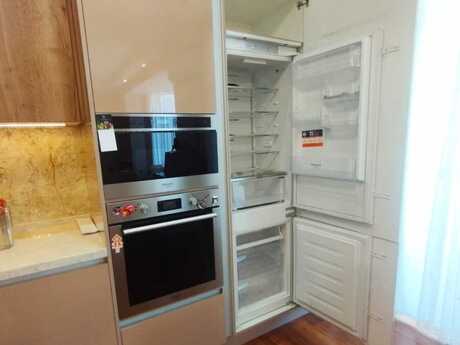 4-room apartment for rent, 200 m², Şah İsmayıl Xətai: 70 ₼/mo 4