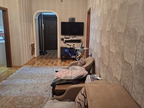 4-room apartment, 146 m², Azadlıq Prospekti: 440 000 ₼ 5