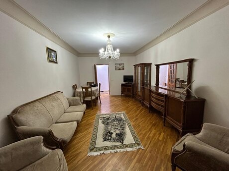 Kirayə 3 otaqlı mənzil, 80 m², Nəriman Nərimanov: 900 ₼/ay 4