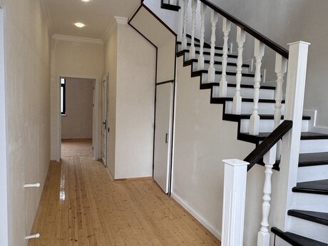 4 otaqlı həyət evi, 130 m², Yeni Ramana: 157 000 ₼ 3