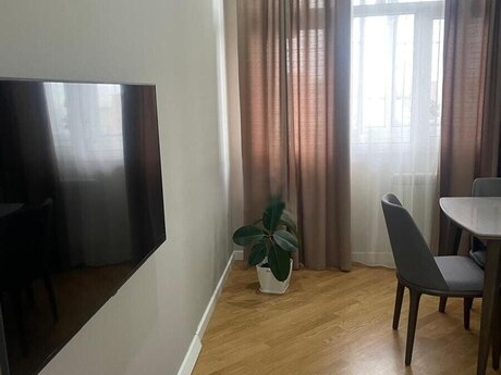 Аренда: 3-комнатная квартира, 145 м², Nəsimi: 1 100 ₼/мес 2