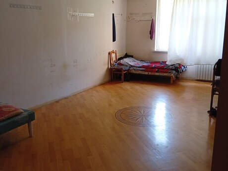 Kirayə 3 otaqlı mənzil, 120 m², İnşaatçılar: 150 ₼/ay 4