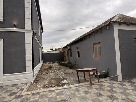 7 otaqlı həyət evi, 200 m², Binə: 195 000 ₼ 5