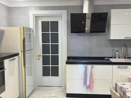 Kirayə 6 otaqlı mənzil, 400 m², Port Baku Residence: 8 000 ₼/ay 3