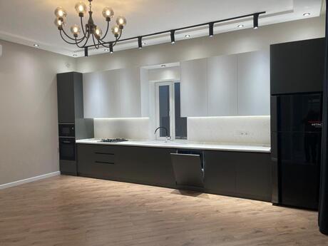 Elan №6422859 - Bakı, Səbail r., 7 otaqlı, 310 m²