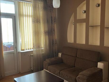 Kirayə 3 otaqlı mənzil, 135 m², Azadlıq Prospekti: 1 000 ₼/ay 5