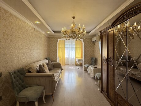 Elan №6420204 - Bakı, Yasamal r., 2 otaqlı, 65 m², 4/5 mərtəbə