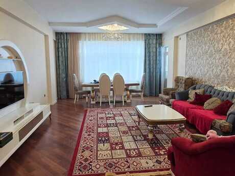 Elan №6422850 - Bakı, Badamdar q., 4 otaqlı, 180 m², 12/18 mərtəbə