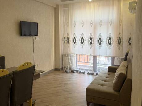 Kirayə 2 otaqlı mənzil, 87 m², West Town: 1 000 ₼/ay 3