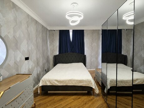 3 otaqlı mənzil, 123 m², İnşaatçılar: 270 000 ₼ 5