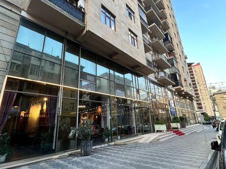 3 otaq · 90 m² · 5/17 mərtəbə, Elmlər Akademiyası